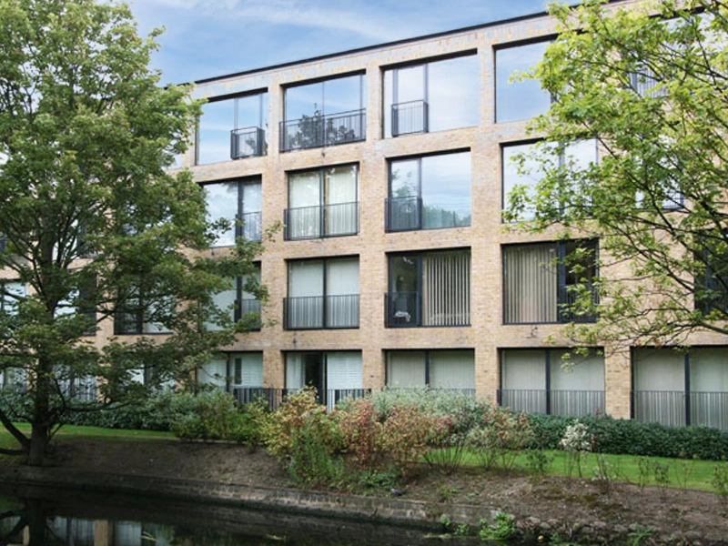 Featured image for “Bennets Courtyard, Watermill Way, London SW19”