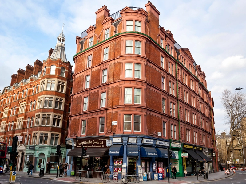 Featured image for “Modern Apartment, Clerkenwell Road, London EC1M”