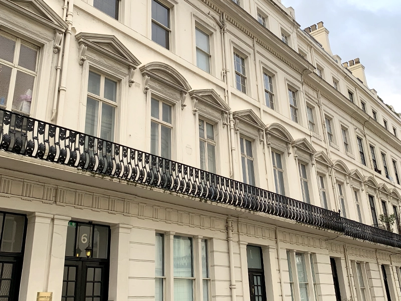 Featured image for “Clarendon House, Strathearn Place W2”