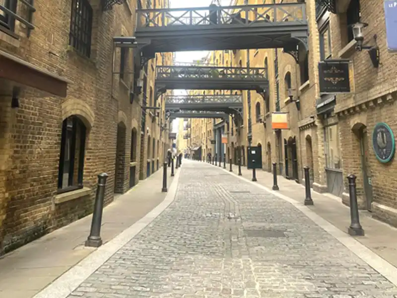 Featured image for “36 Shad Thames SE1 (Bultler’s Wharf)”